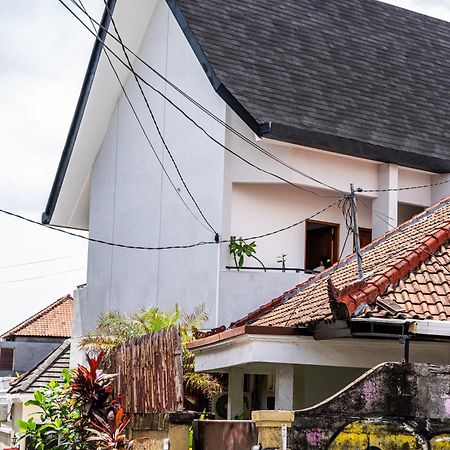 The Kamala Guest House Canggu  Exterior photo