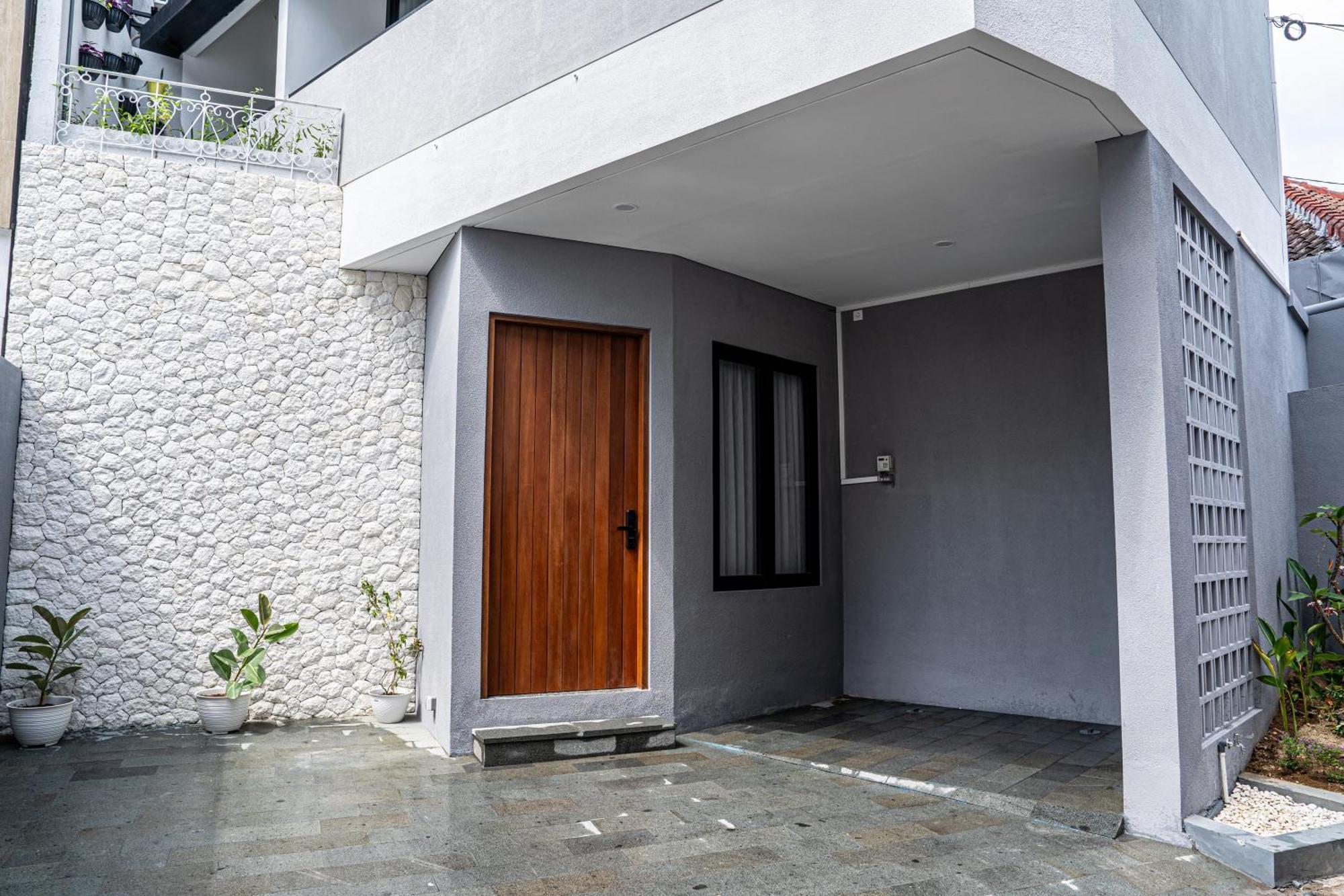 The Kamala Guest House Canggu  Exterior photo