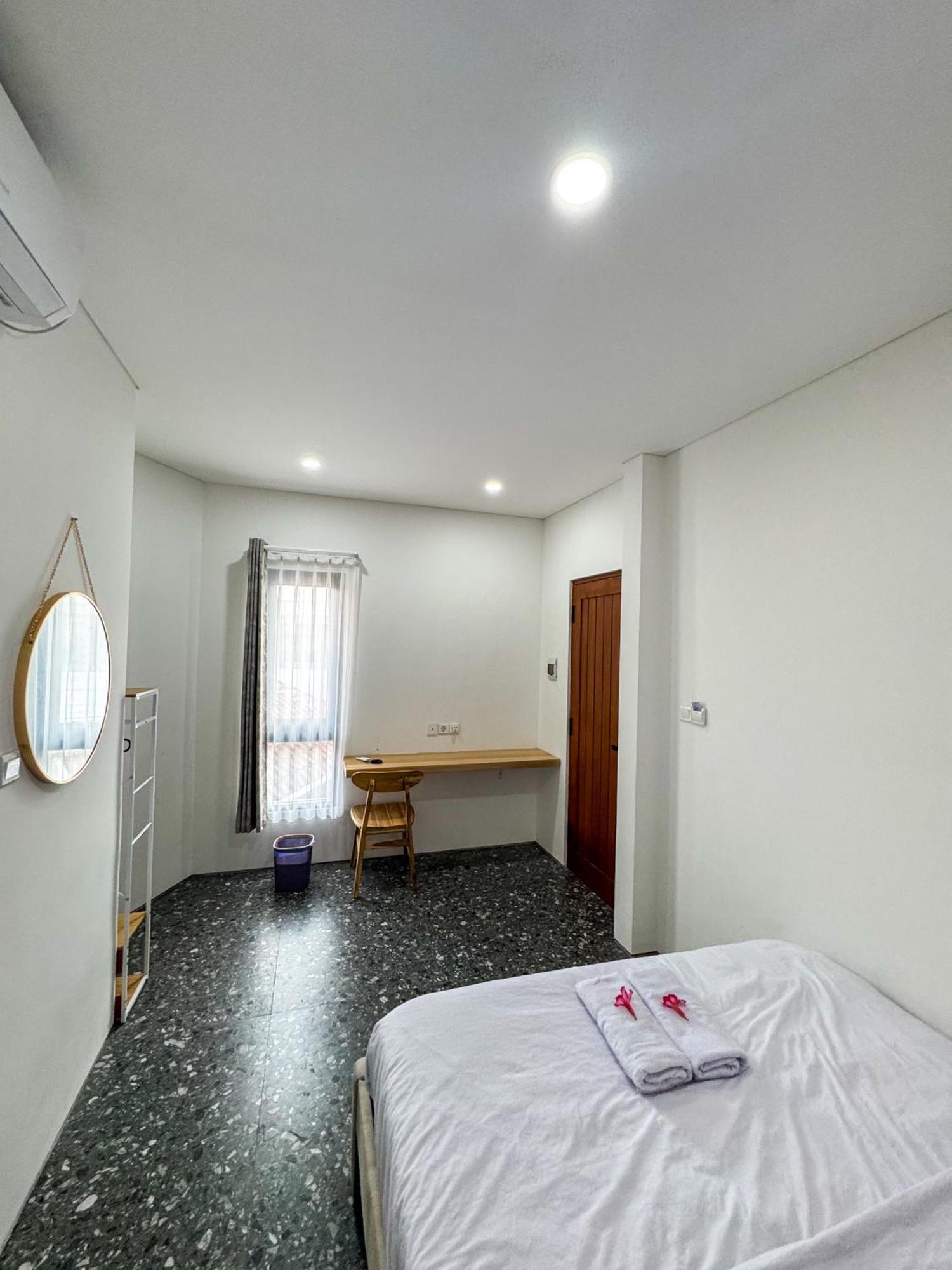 The Kamala Guest House Canggu  Exterior photo